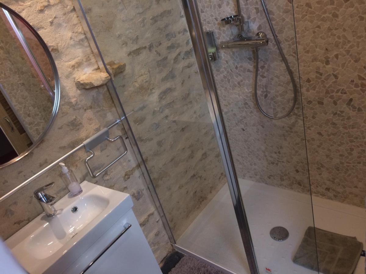Au Cheval Bleu Bed & Breakfast Fontenay-près-Vézelay Dış mekan fotoğraf
