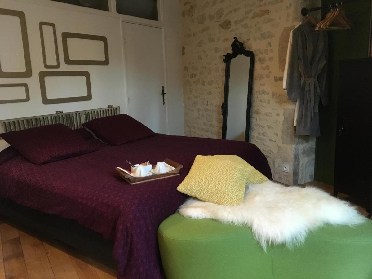 Au Cheval Bleu Bed & Breakfast Fontenay-près-Vézelay Dış mekan fotoğraf
