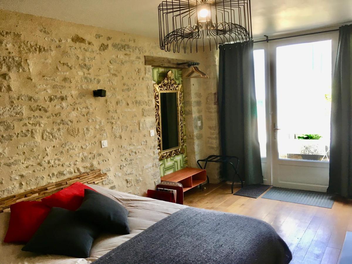 Au Cheval Bleu Bed & Breakfast Fontenay-près-Vézelay Dış mekan fotoğraf
