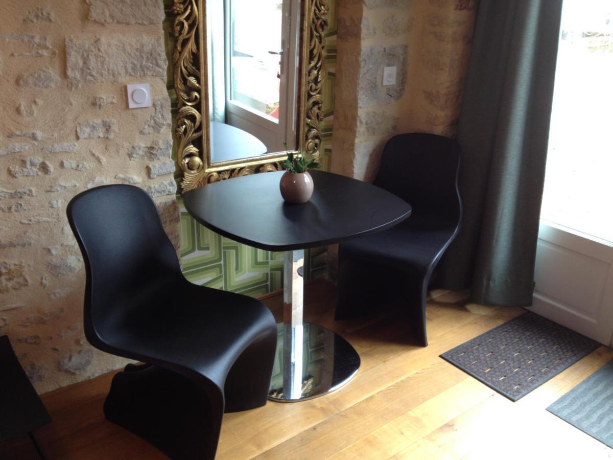 Au Cheval Bleu Bed & Breakfast Fontenay-près-Vézelay Dış mekan fotoğraf